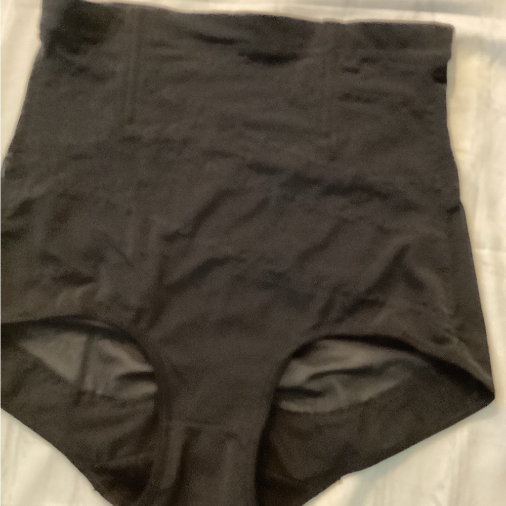 High-Waisted Black Shapewear